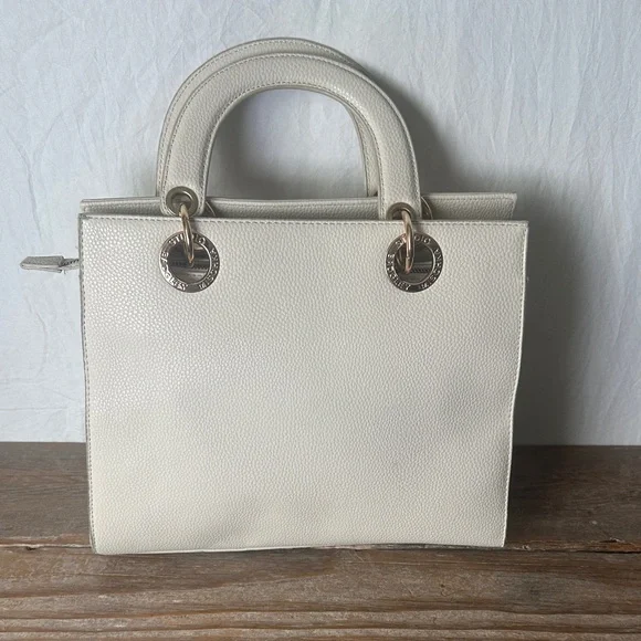 Badgley Mischka Cream Tote with Gold Details - Picture 2 of 9
